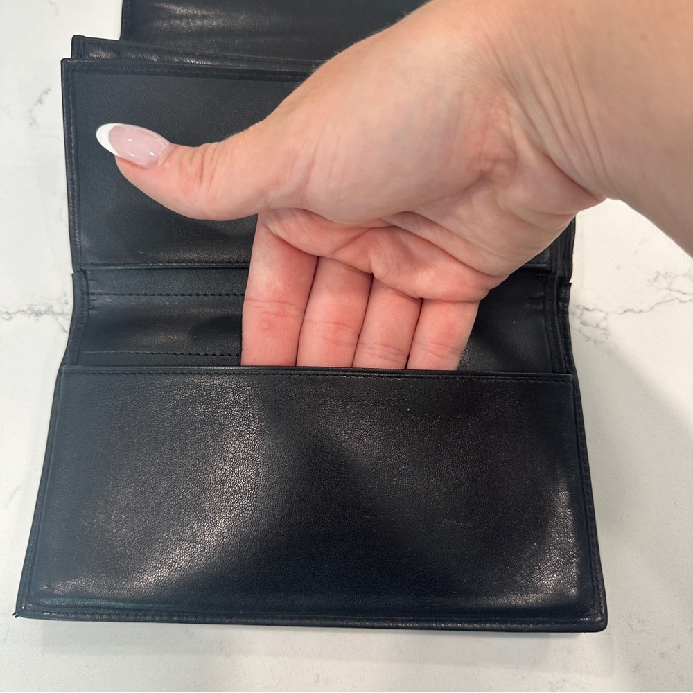 ⚜️ Tumi Black Leather Wallet - Picture 4 of 12